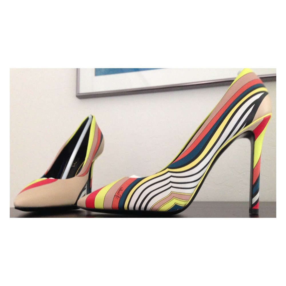 Auth NIB Pucci striped swirl print beige yellow orange pumps box bag EU 37 US 7